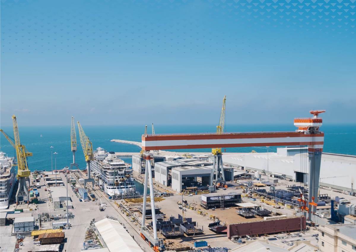 Port and terminal operations — road transport connecting to sea freight in Spain
