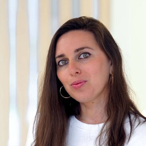 Cristina Trianes, Agente de Operaciones de Yachting y TPA, Lantimar